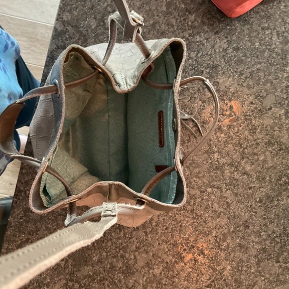 The Sak gray leather handbag with unusual draw string handles and shoulder strap - Picture 7 of 9